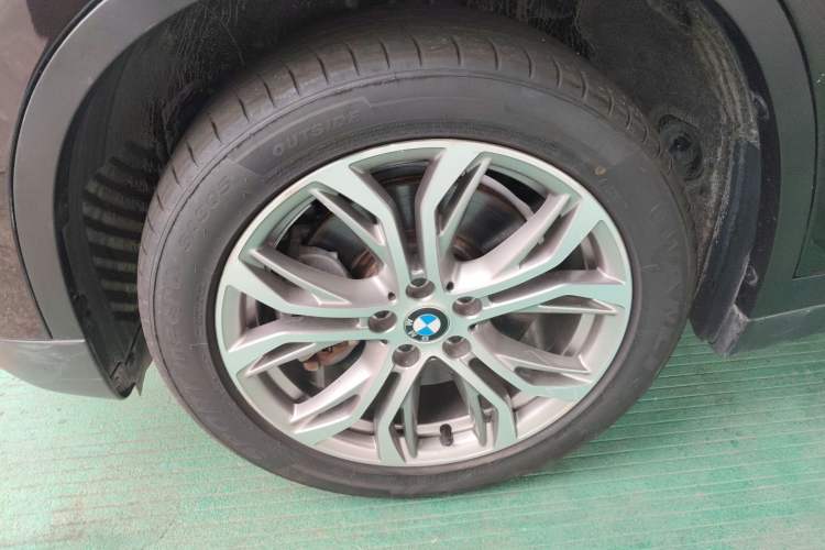 Used BMW X1 2019 sDrive20Li Leading Model
