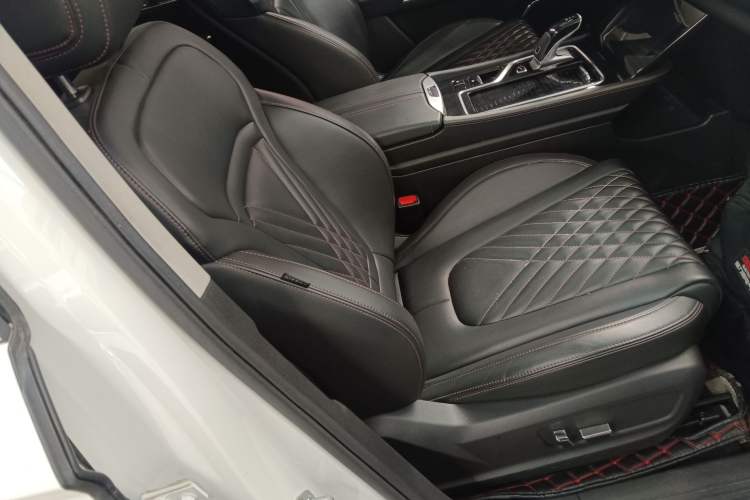 Used Bestune T99 2020 20TD Automatic Premium Edition Right Front Seat