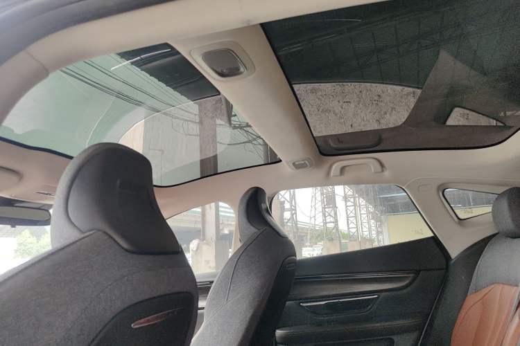 Used XPeng P7 2022 480 Standard Range Smart Drive Edition
