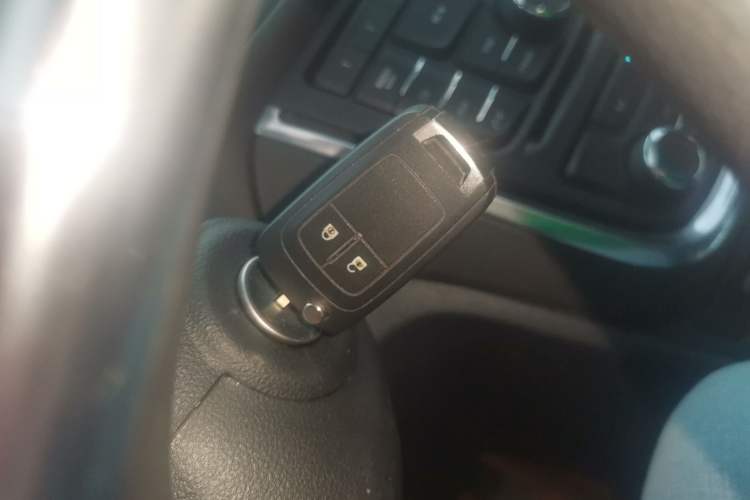 Used Buick Encore 2015 1.4T Automatic Two-Wheel Drive Urban Elite Version