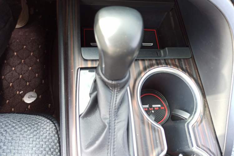 Used Toyota Camry 2018 2.0G Luxury Edition Gear Lever