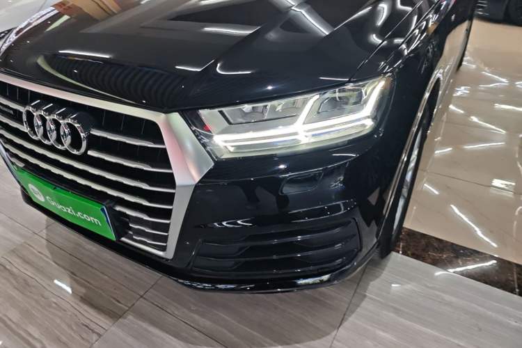 Used Audi Q7 2016 40 TFSI Comfort Model