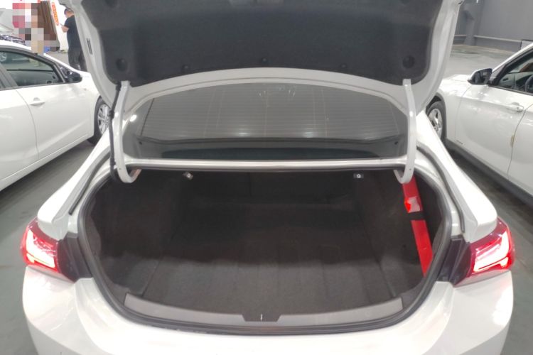 Used Chevrolet Malibu XL 2022 535T Automatic Sport Edition Trunk