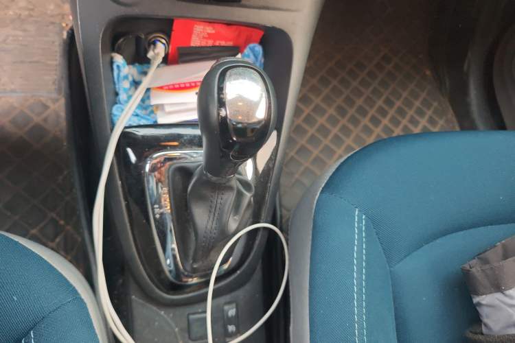 Used Renault Captur 2015 1.2T Automatic Standard Edition