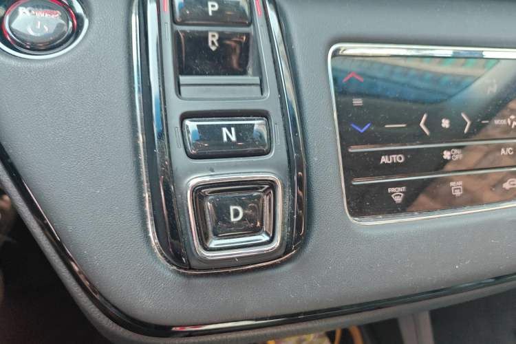 Used Honda Elysion 2024 2.0L eHEV Luxury Edition