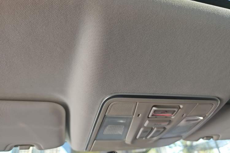 Used CHANGAN OSHAN X5 2021 1.5T DCT Prestige Edition Headliner