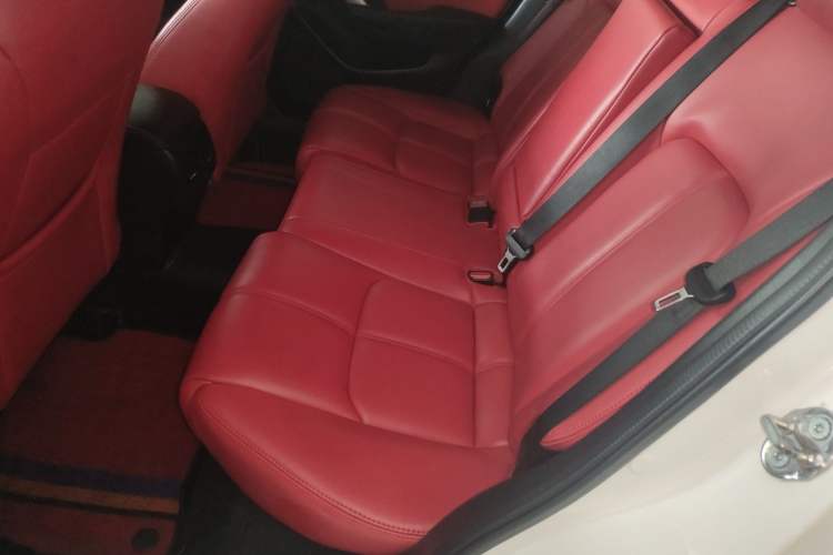 Used Mazda CX-4 2018 2.0L Automatic Two-Wheel Drive Blue Sky Premium Upgrade Version China V Standard Left Rear Seat