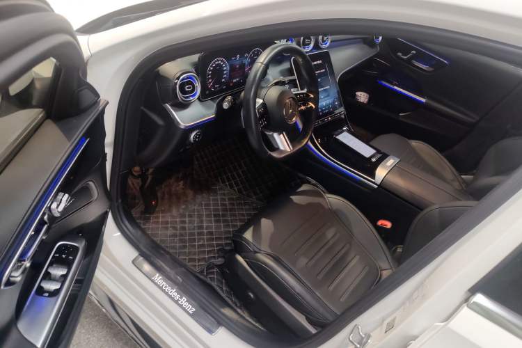 Used Mercedes-Benz C-Class 2023 Restyled C 260 L Sport Edition Driver Seat