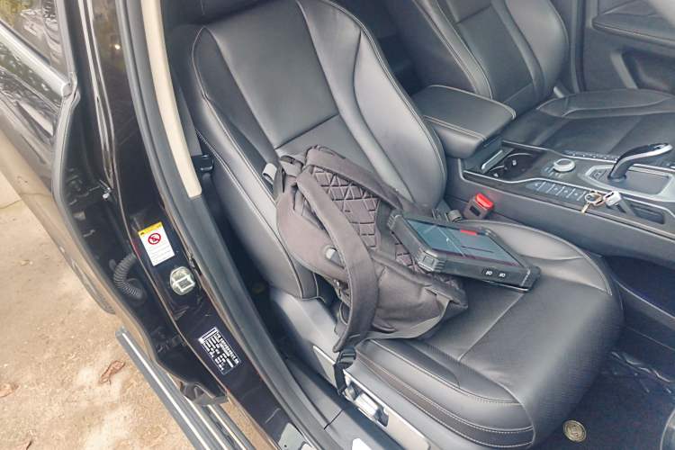 Used Wey VV6 2020 2.0T Two-Wheel Drive Smart Enjoyment+
