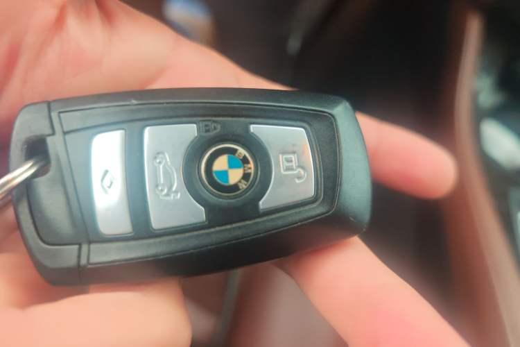 Used BMW 5 Series 2014 525Li Leading Model Vehicle Key