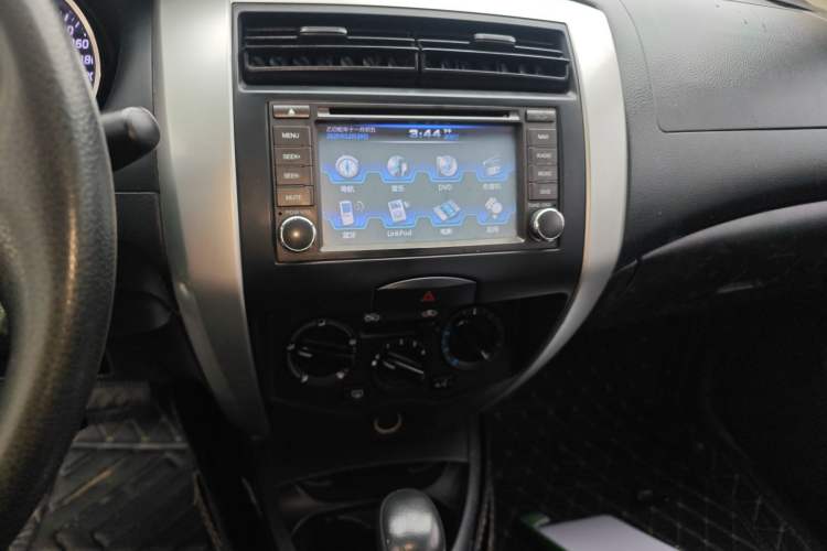 Used Nissan Livina 2013 1.6XE CVT Comfort Edition