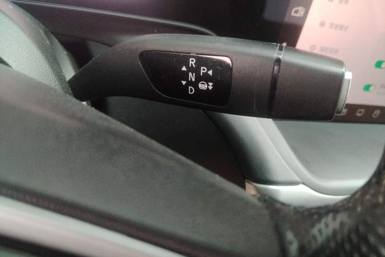 Used XPeng P7 2022 670N+ Gear Lever