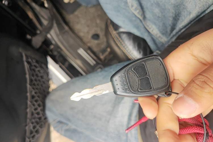 Used Jeep Wrangler 2013 3.6L Sahara Four-Door Edition Vehicle Key