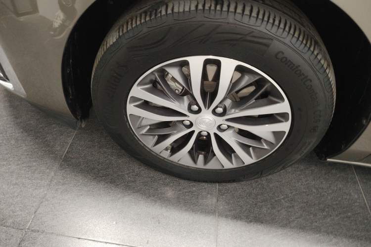 Used Buick GL8 2020 ES Land Cruiser 653T Comfort Edition