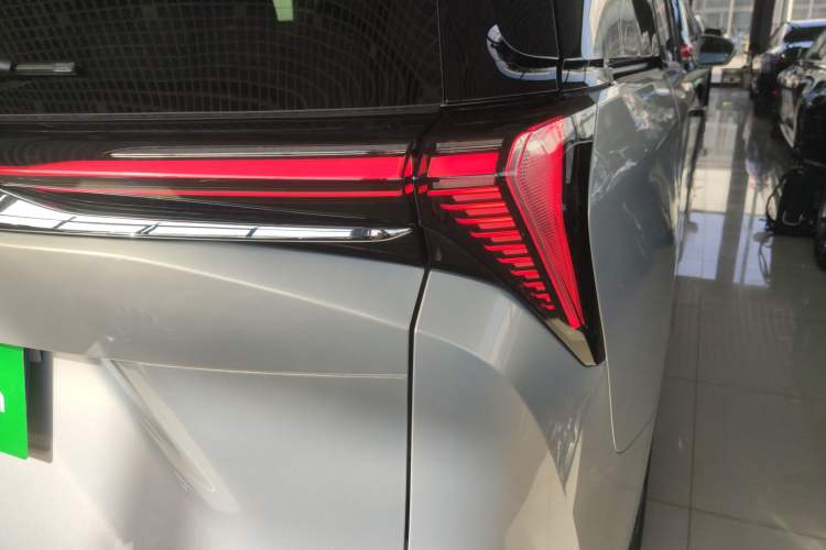 Used Buick GL8 2026 Model Lu Zun Smart Enjoyment Edition