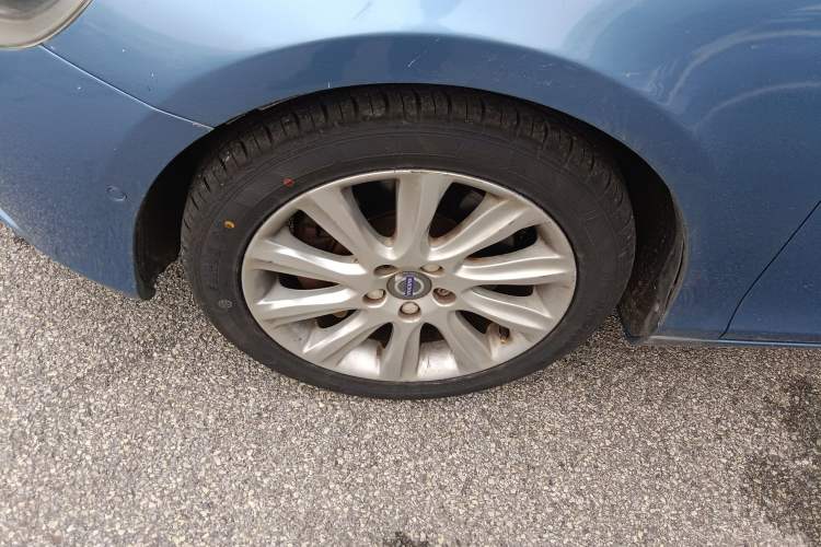 Used Volvo V40 2016 T4 Smart Luxury Edition