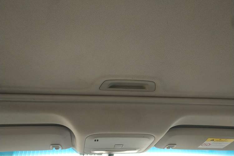 Used Buick GT 2019 18T Automatic Connected Elite Model China V Standard Headliner