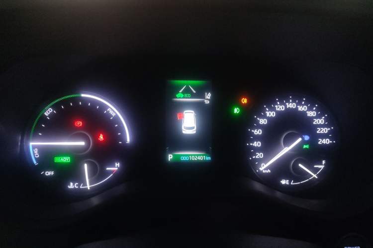 Used Toyota Granvia 2023 2.5L Hybrid Comfort Edition