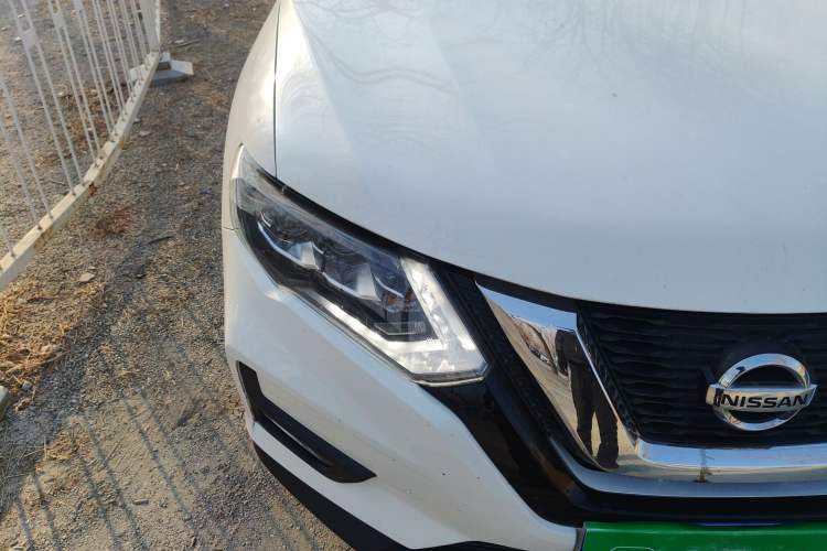 Used Nissan X-Trail 2020 2.0L XL Premium CVT 2WD SmartConnect Luxury Edition Right Front Headlight