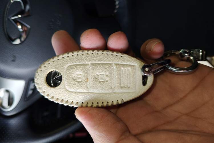 Used Infiniti ESQ 2014 1.6L Spontaneous Edition
