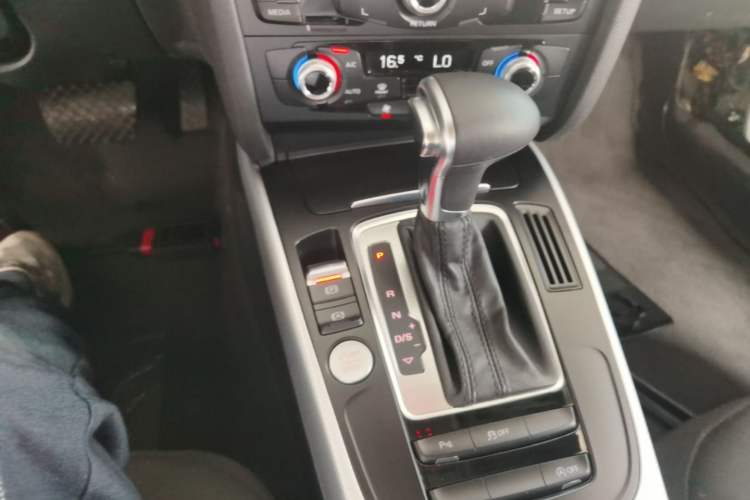 Used Audi A4L 2016 35 TFSI Collector's Edition Automatic Standard Model