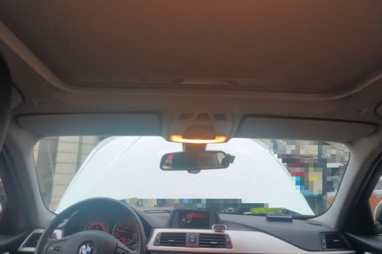 Used BMW 3 Series 2015 320i Luxury Line Stylish Edition Headliner