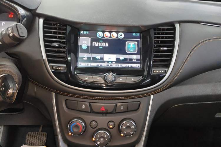 Used Chevrolet Trax 2018 330T Automatic Two-Wheel Drive Elite Model
