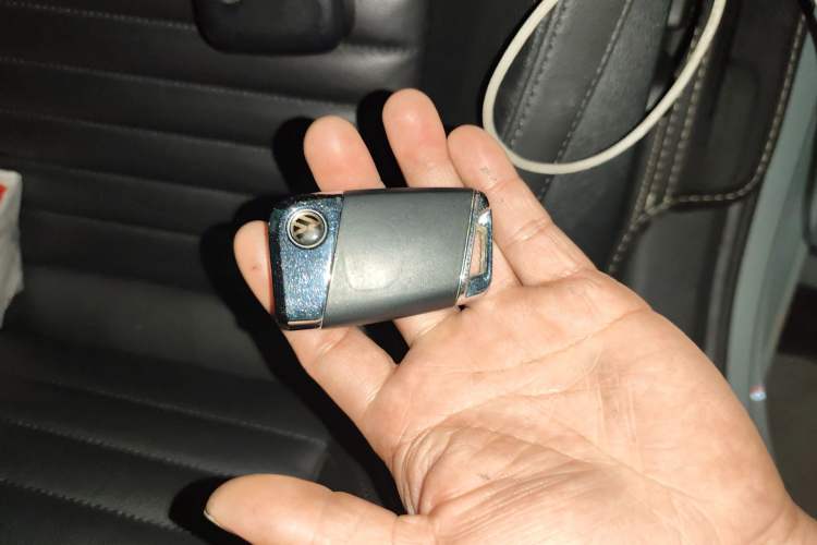 Used Volkswagen Magotan 2018 Facelift 330TSI DSG Luxury Model Vehicle Key