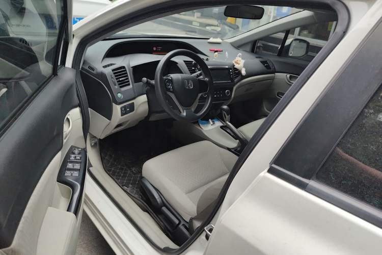 Used Honda Civic 2014 1.8L automatic comfort version