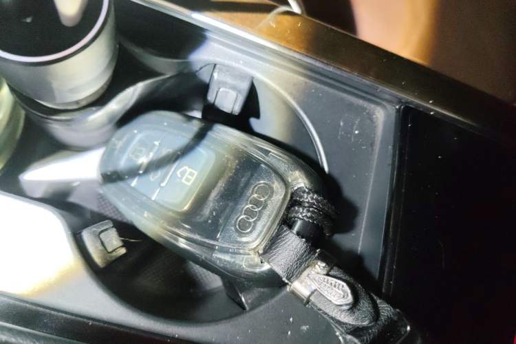 Used Audi A8 2016 A8L 45 TFSI quattro Fashion Edition Vehicle Key