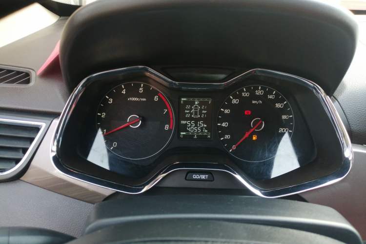 Used Baojun 310W 2017 1.5L Manual Fashion Model China V