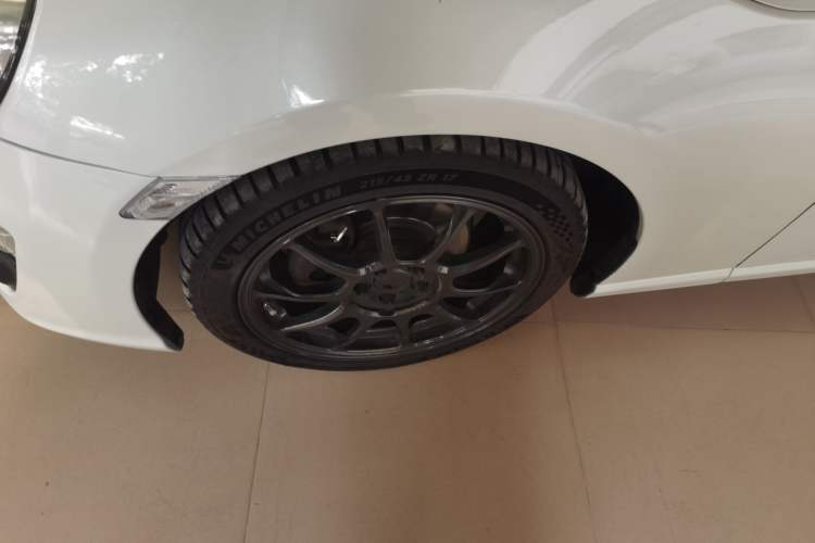 Used Toyota 86 2014 2.0L Manual Luxury Version