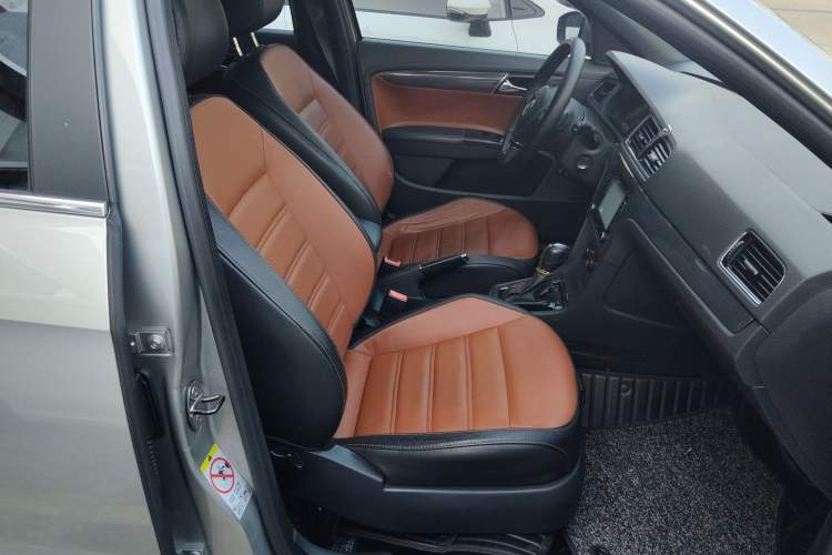 Used Volkswagen Lavida 2014 1.6L Automatic Sport Edition