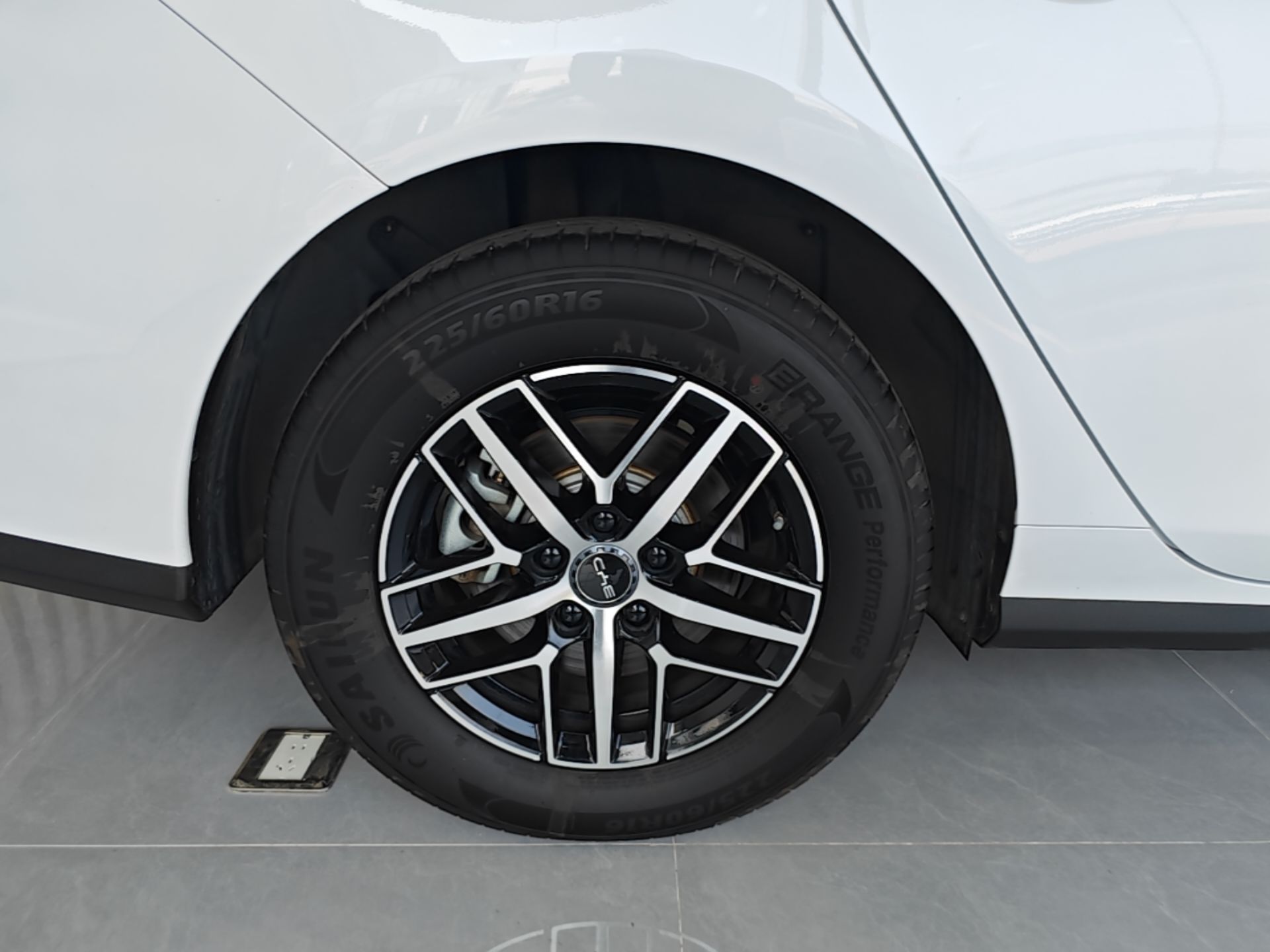 BYD Seal 05 DM-i 2025 DM-i Intelligent Drive 120KM Flagship Model — снимка 11