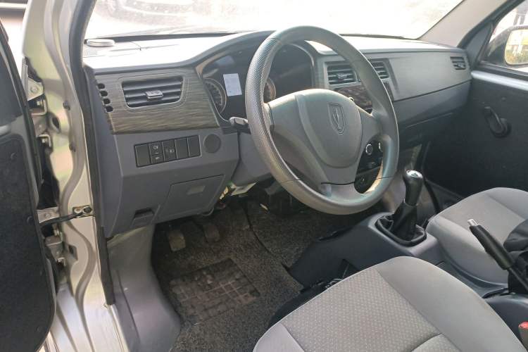 Used Jinbei Hiace X30 2021 1.5L Wealthy Van China VI Standard SWC15M