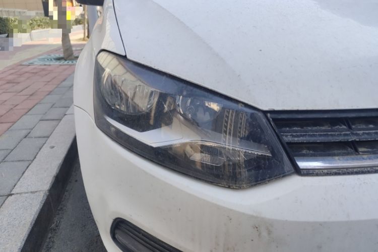 Used Volkswagen Polo 2016 1.4L Manual Fashion Model