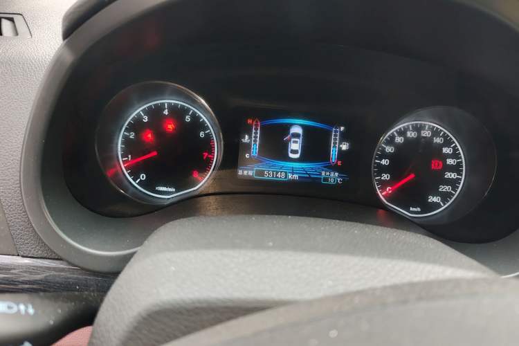 Used BYD Surui 2015 Revised Version 1.5L Manual Luxury Edition