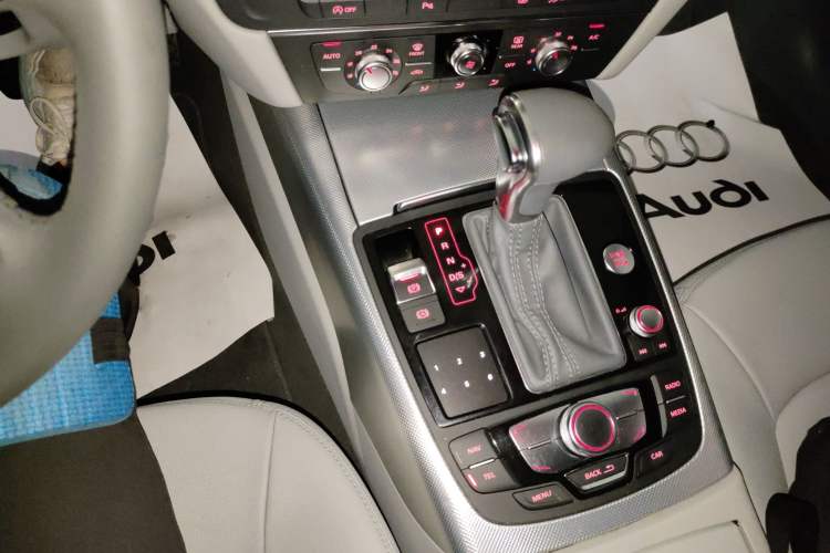 Used Audi A6L 2014 30 FSI Technology Model
