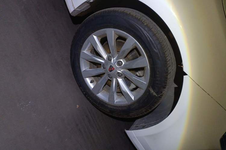 Used Roewe i6 New Energy  Right Front Wheel Hub