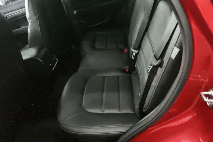 Used Mazda CX-5 2017 2.0L Automatic 4x4 Smart Enjoyment Version China V Standard Left Rear Seat