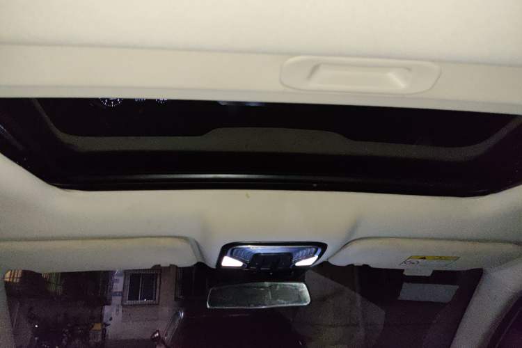 Used Changan CS55 2017 1.5T Manual Colorful Edition