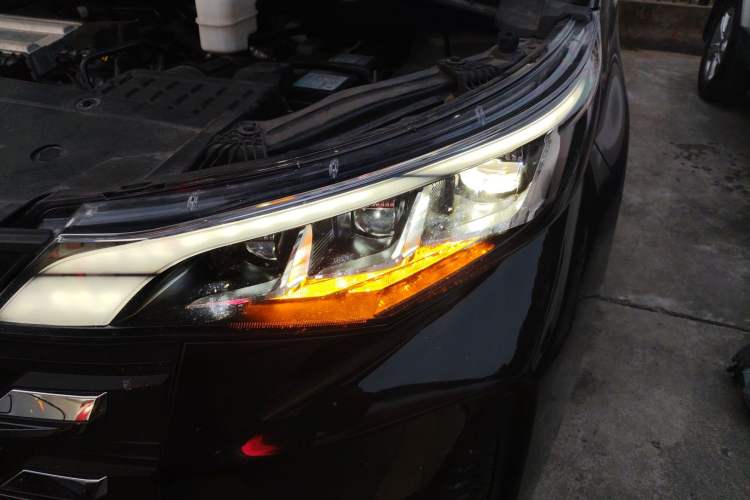 Used GAC Trumpchi M6 2023 PRO 270T DCT Luxury Edition
