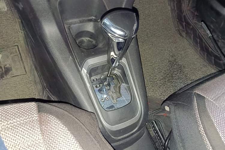 Used Citroen Elysee 2016 1.6L Automatic Fashion Model Gear Lever