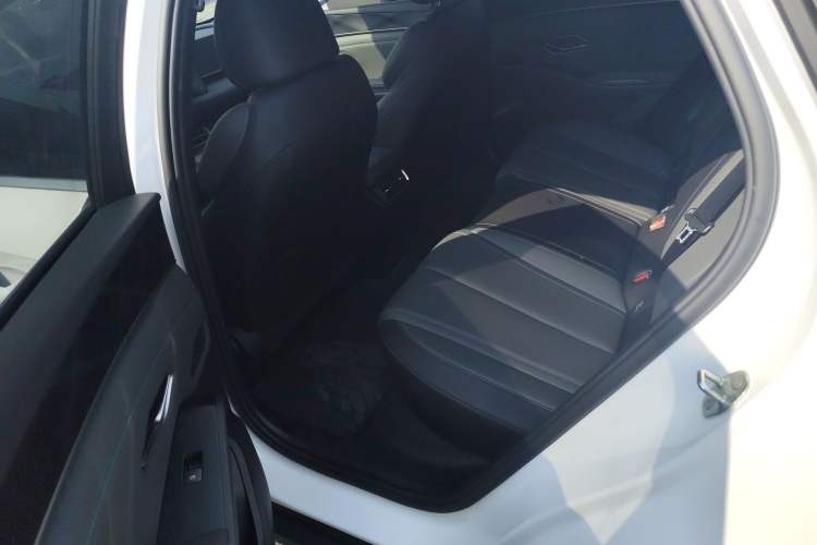 Used BYD Qin L 2025 DM-i Smart Drive 80KM Leading Model Left Rear Seat