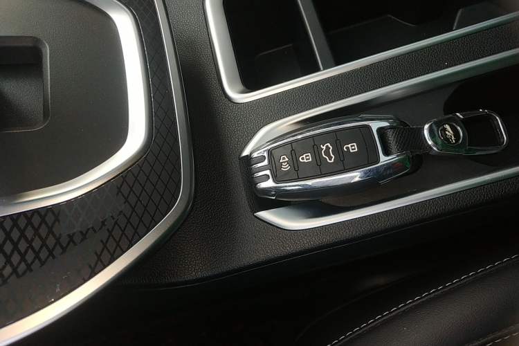 Used Haval M6 2021 PLUS 1.5T DCT Luxury Smart Connectivity Model
