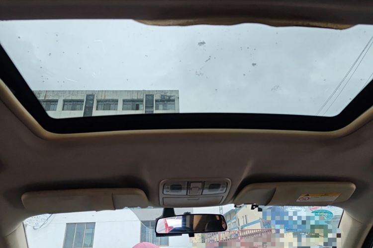 Used Dongfeng Fengon 580 2016 Revised Version 1.5T CVT Luxury Edition Headliner