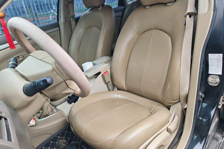 Used Nissan Sylphy 2018 Classic 1.6XE+ Manual Luxury Edition Left Front Seat