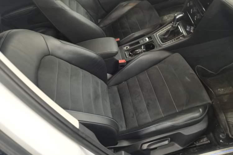 Used Volkswagen Golf Pure Electric 2020 Chariot Pro Right Front Seat