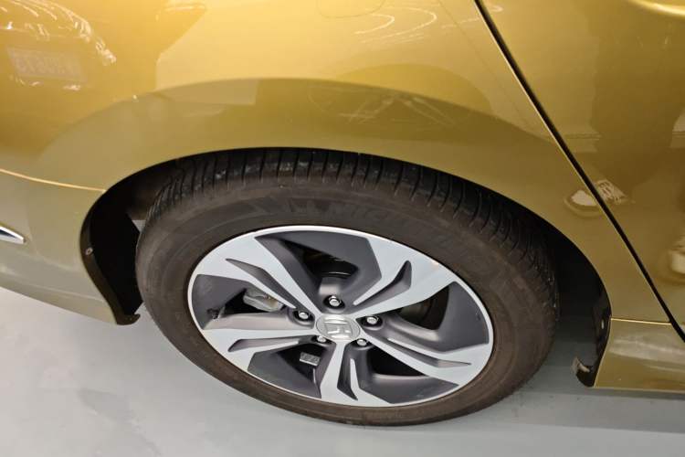 Used Honda Spirior 2017 Hybrid 2.0L Pure Edition
