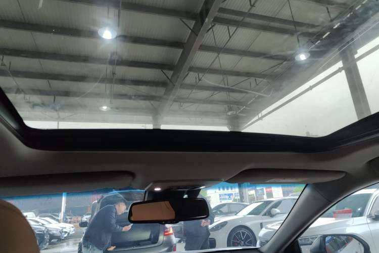 Used Toyota Camry 2021 2.5G Luxury Edition
